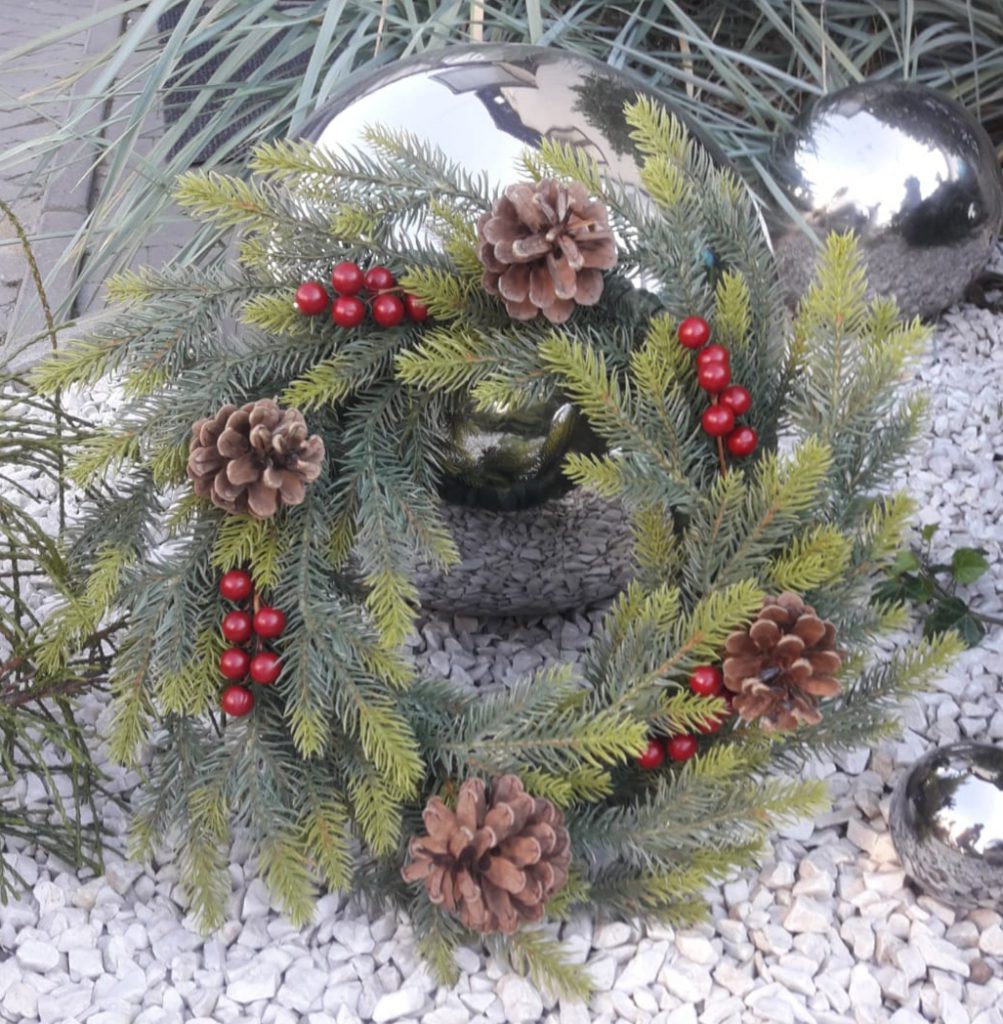 Winterzauber-Kranz „Exclusive“, ca. 45cm Durchmesser 1 Winterzauber-Kranz „Exclusive“, ca. 45cm Durchmesser