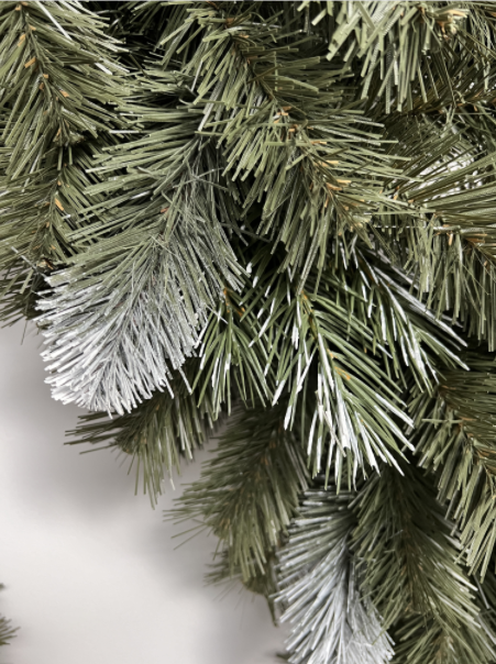 Künstlicher Kranz „Lamia“ – PVC mit Schnee-Effekt, ca. 45cm Durchmesser 2 Künstlicher Kranz „Lamia“ – PVC mit Schnee-Effekt, ca. 45cm Durchmesser – Bild 2